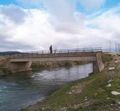 Puente rodado sobre el río Esgueva.